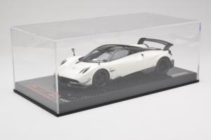 Pagani Huayra BC White Metallic Yy Model 1:18 REMC025 Смола — снимка 6 от 7