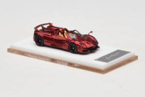 Pagani Huayra Roadster Tricolore Червен Henson & Heaven 1:64 PHRTR01 Метал — снимка 4 от 7
