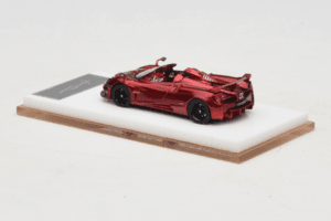 Pagani Huayra Roadster Tricolore Червен Henson & Heaven 1:64 PHRTR01 Метал — снимка 5 от 7