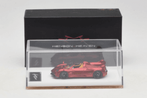 Pagani Huayra Roadster Tricolore Червен Henson & Heaven 1:64 PHRTR01 Метал — снимка 7 от 7