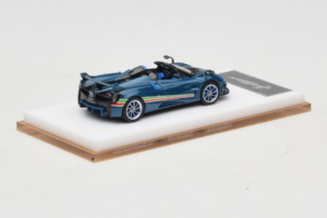Pagani Huayra Tricolore Roadster Син Henson & Heaven 1:64 PHTRB01 Смола — снимка 3 от 8