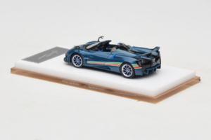 Pagani Huayra Tricolore Roadster Син Henson & Heaven 1:64 PHTRB01 Смола — снимка 5 от 8