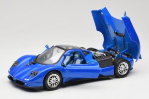 Pagani Zonda C12 Син Solido 1:18 8172 Метал — снимка 2 от 8