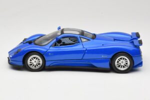 Pagani Zonda C12 Син Solido 1:18 8172 Метал — снимка 4 от 8