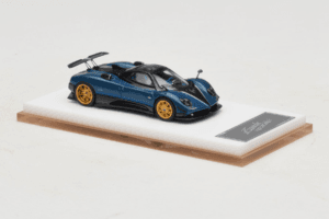 Pagani Zonda Tricolore Exposed Carbon Син Henson & Heaven 1:64 PZTECB01 Метал — снимка 4 от 7