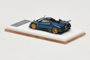 Pagani Zonda Tricolore Exposed Carbon Син Henson & Heaven 1:64 PZTECB01 Метал — снимка 5 от 7