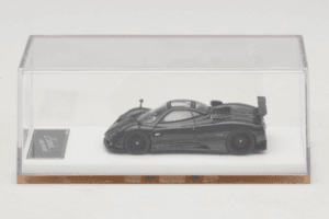 Pagani Zonda Tricolore Exposed Carbon Henson & Heaven 1:64 PZTEC01 Метал — снимка 6 от 7