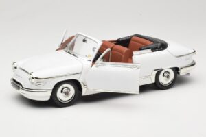 Panhard PL17 Кабриолет Бял Solido 1:18 8174 Метал — снимка 2 от 8