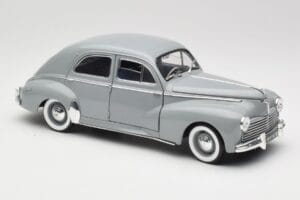 Peugeot 203 Gris Clair Solido 1:18 8145 Метал — снимка 6 от 8