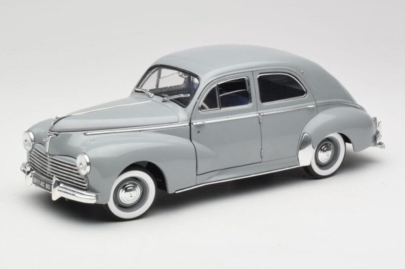 Peugeot 203 Gris Clair Solido 1:18 8145 Метал