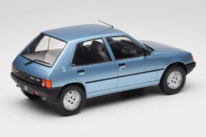 Peugeot 205 Син MCG 1:18 MCG18491 Метал — снимка 2 от 6
