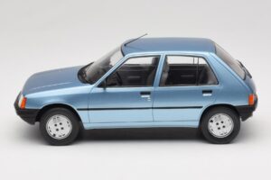 Peugeot 205 Син MCG 1:18 MCG18491 Метал — снимка 3 от 6