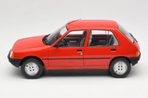 Peugeot 205 Червен MCG 1:18 MCG18492 Метал — снимка 3 от 6