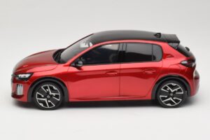 Peugeot 208 GT Hybrid Red Elixir Otto 1:18 OT1163 Смола — снимка 3 от 6