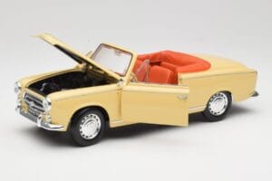 Peugeot 403 Кабриолет Пясъчно Жълт Solido 1:18 8165 Метал — снимка 2 от 8