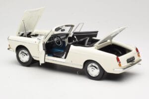 Peugeot 404 Кабриолет Бял Norev 1:18 184746 Метал — снимка 5 от 8