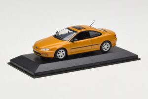 Peugeot 406 Coupe Златен Металик Minichamps 1:43 430112628 Метал — снимка 2 от 4