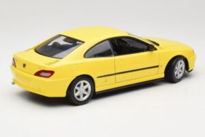 Peugeot 406 Coupe Жълт Gate 1:18 01022 Метал — снимка 3 от 8