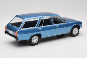 Peugeot 504 Break Синьо MCG 1:18 MCG18213 Метал — снимка 2 от 6