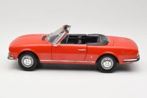 Peugeot 504 Кабриолет Червен Norev 1:18 184754 Метал — снимка 4 от 8