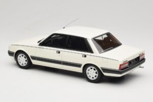 Peugeot 505 V6 White Meije Otto 1:18 OT1297 Смола — снимка 5 от 6
