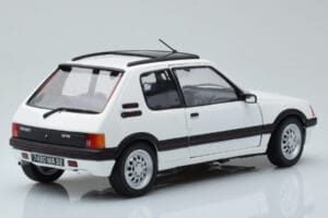 Peugeot 205 GTi 1.6 Бял Norev 1:18 184849 Метал — снимка 3 от 8