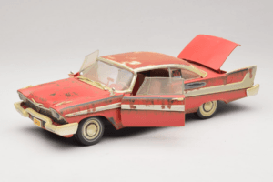 Plymouth Fury Червен Christine Мръсна Версия Auto World 1:18 AWSS119/06 Метал — снимка 2 от 8