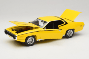 Plymouth Satellite Daisy Dukes of Hazzard Auto World 1:18 AWSS105/06 Метал — снимка 2 от 8
