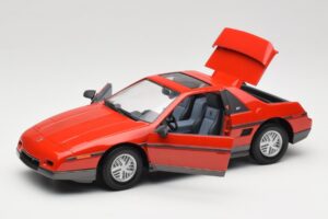 Pontiac Fiero GT Червен Road Signature 1:18 92588 Метал — снимка 2 от 8