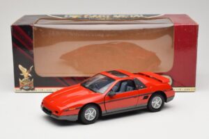 Pontiac Fiero GT Червен Road Signature 1:18 92588 Метал — снимка 8 от 8