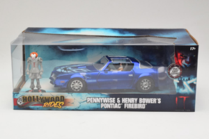 Pontiac Firebird Pennywise With Figure Jada 1:24 31118 Метал