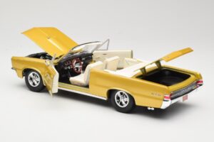 Pontiac GTO Hurst Edition Златен Maisto 1:18 531884 Метал — снимка 5 от 8