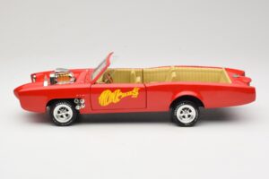 Pontiac GTO Monkeemobile Червен ERTL 1:18 33150 Метал — снимка 4 от 8
