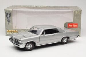 Pontiac GTO Сребрист Sun Star 1:18 1821 Метал — снимка 8 от 8