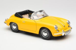 Porsche 356B Кабриолет Жълт Bburago 1:18 3031 Метал — снимка 6 от 8