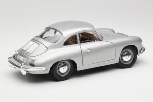 Porsche 356B Сребрист Bburago 1:18 3021-M1 Метал — снимка 3 от 8