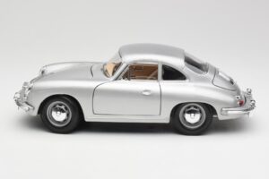 Porsche 356B Сребрист Bburago 1:18 3021-M1 Метал — снимка 4 от 8