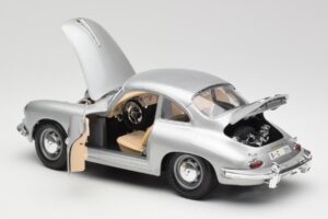 Porsche 356B Сребрист Bburago 1:18 3021-M1 Метал — снимка 5 от 8