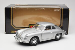 Porsche 356B Сребрист Bburago 1:18 3021-M1 Метал — снимка 8 от 8