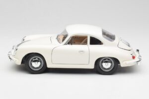 Porsche 356B Бял Bburago 1:18 3021-M3 Метал — снимка 4 от 8