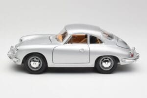Porsche 356B Сребрист & Кафяв Интериор Bburago 1:18 3021-M2 Метал — снимка 4 от 8