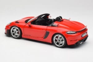 Porsche 718 Spyder RS Guards Red Norev 1:18 187271 Метал — снимка 7 от 8