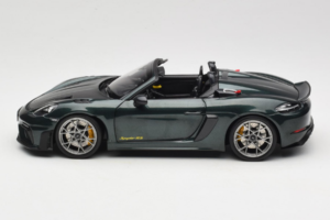 Porsche 718 Spyder RS Weissach Pack Forest Green Norev 1:18 187272 Метал — снимка 4 от 8