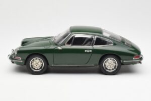 Porsche 901 Зелен CMC 1:18 M-067B Метал — снимка 3 от 6