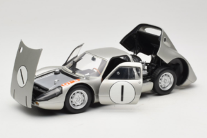 Porsche 904 GTS #1 Japan Grand Prix 1964 Minichamps 1:18 183646701 Метал — снимка 2 от 8