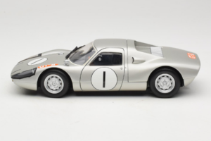 Porsche 904 GTS #1 Japan Grand Prix 1964 Minichamps 1:18 183646701 Метал — снимка 4 от 8