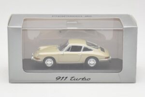 Porsche 911 901 Светло Бронзов Minichamps 1:43 PORSCHE002 Метал — снимка 4 от 4