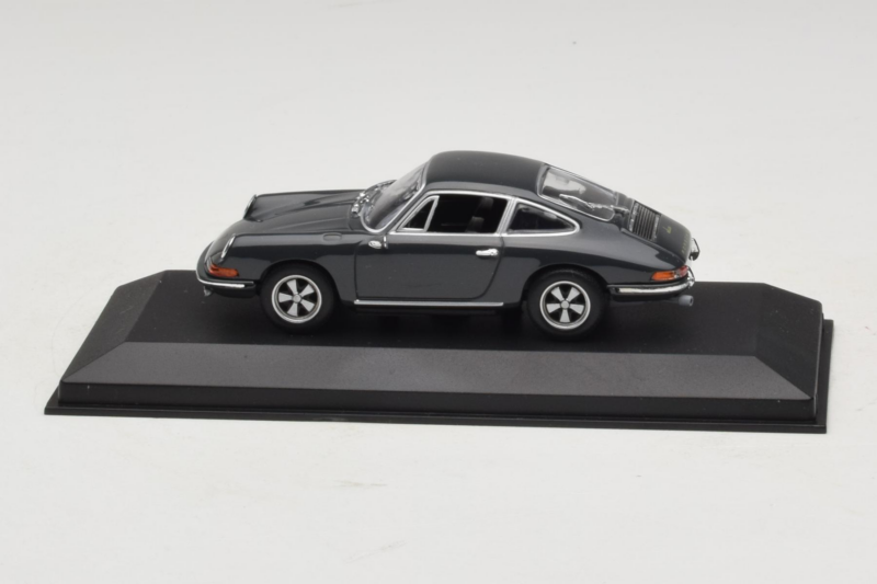 Porsche 911 901 Сив Minichamps 1:43 943067124 Метал