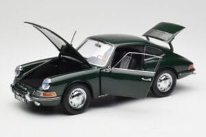 Porsche 911 901 Irish Зелен Kyosho 1:18 08969G Метал — снимка 2 от 8