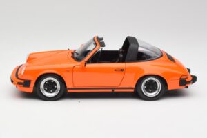 Porsche 911 930 Carrera 3.2 Targa Оранжев Minichamps 1:18 100063064 Метал — снимка 4 от 8